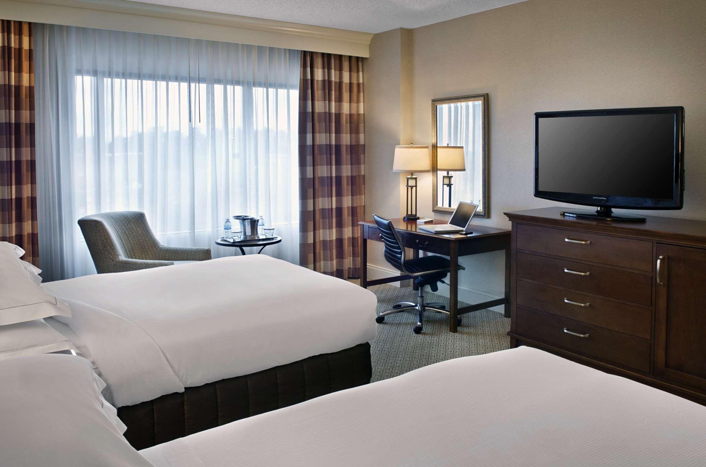 Hilton Greenville Exterior photo