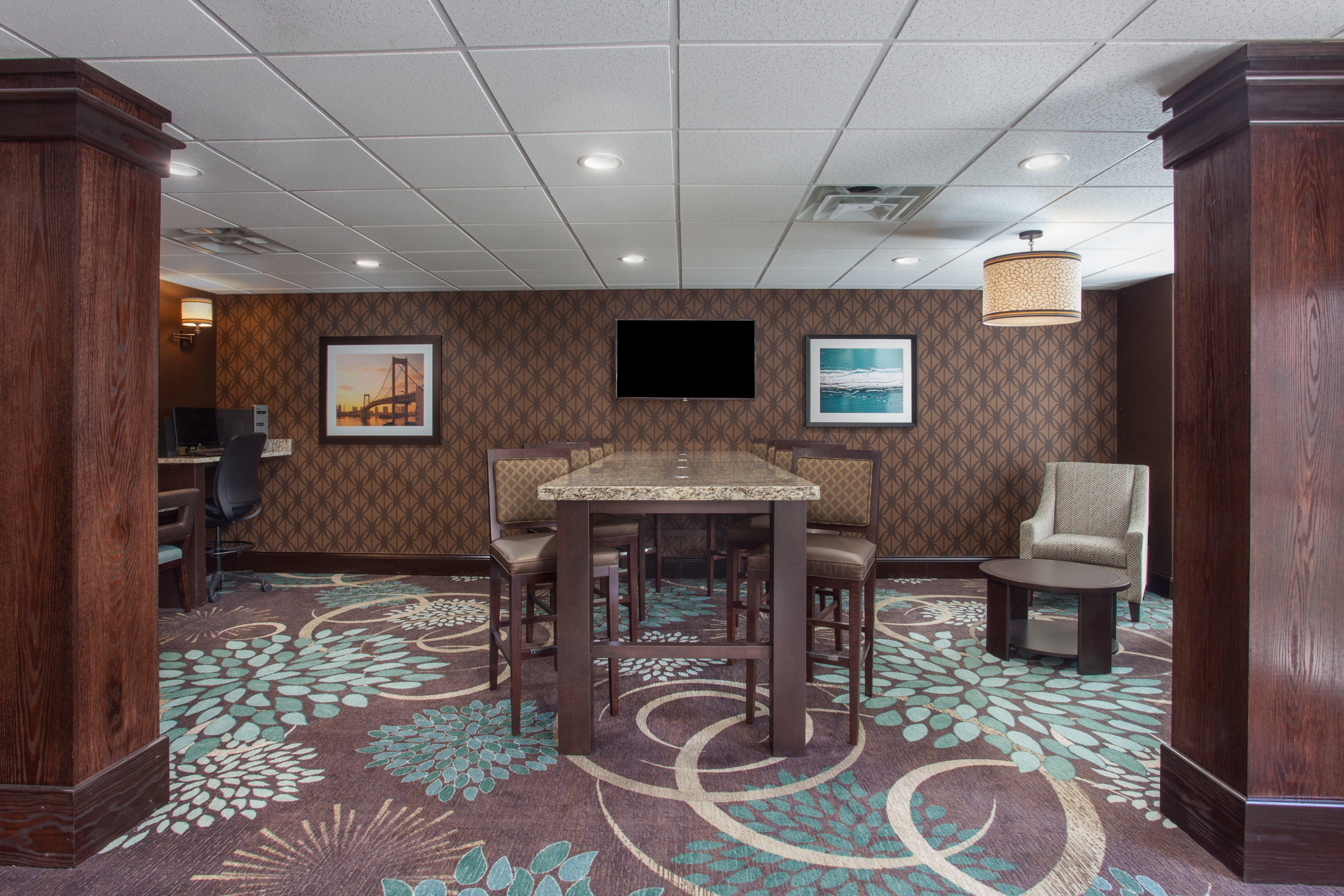 Hilton Greenville Exterior photo