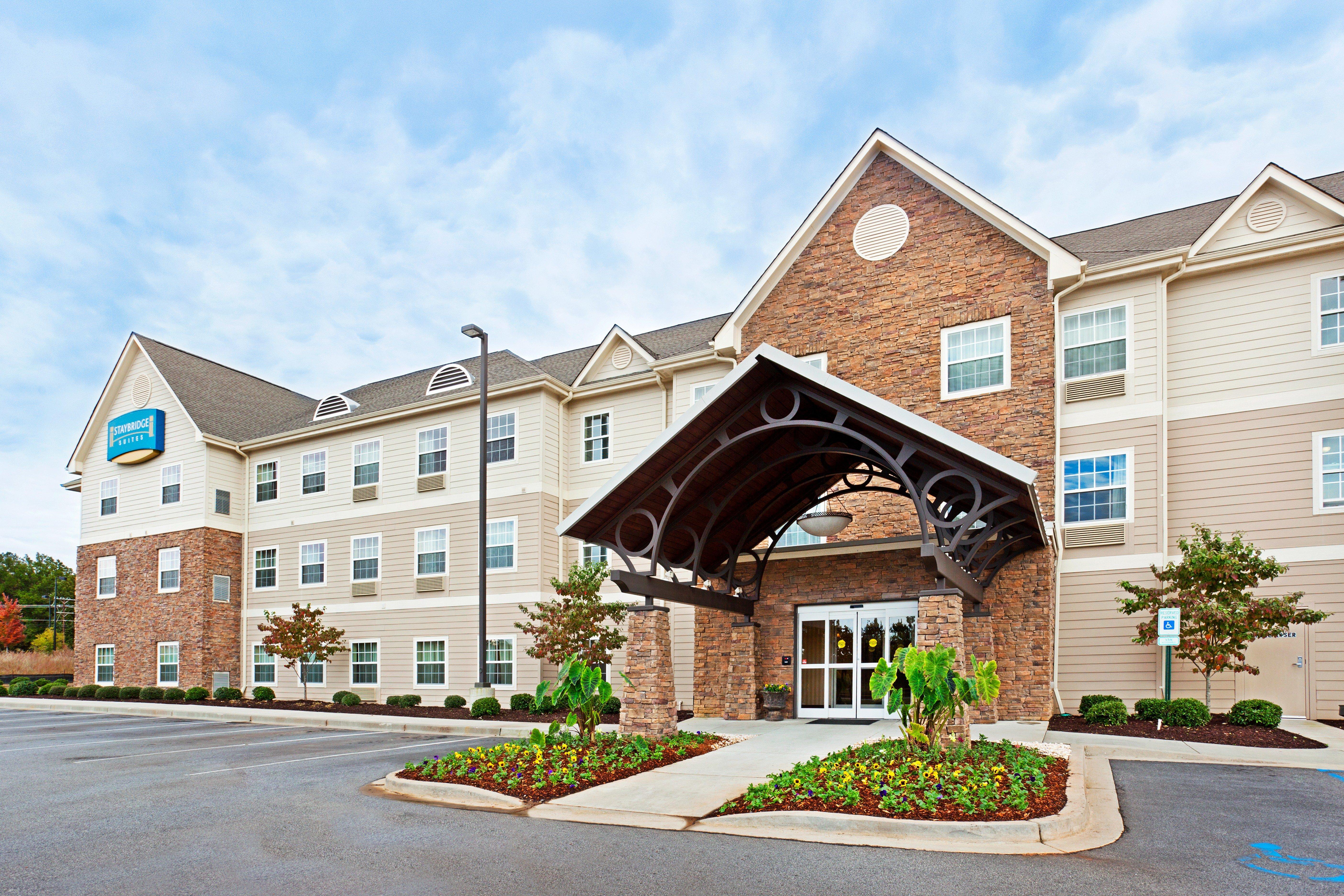Hilton Greenville Exterior photo